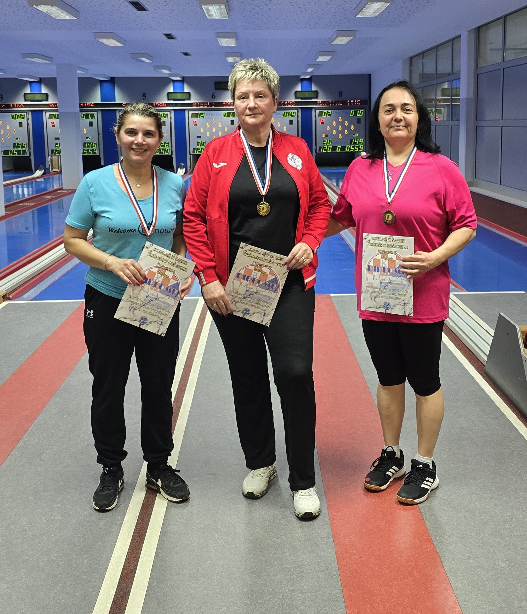 Pojedeina%c4%8dno b p %c5%beene